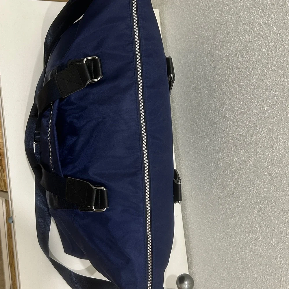 NWOT TYDZGDS Large Duffle Bag Weekender, Travel Bag with Waterproof Wet Pocket